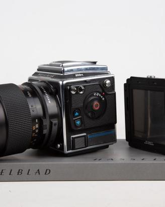 Hasselblad 203 FE + Hasselblad 110mm F2 Planar + D