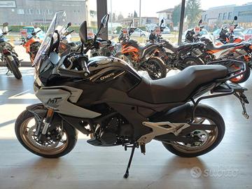 Cf Moto 700MT
