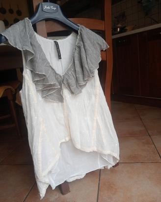 Top Manila Grace bianco con paillettes e balze - T