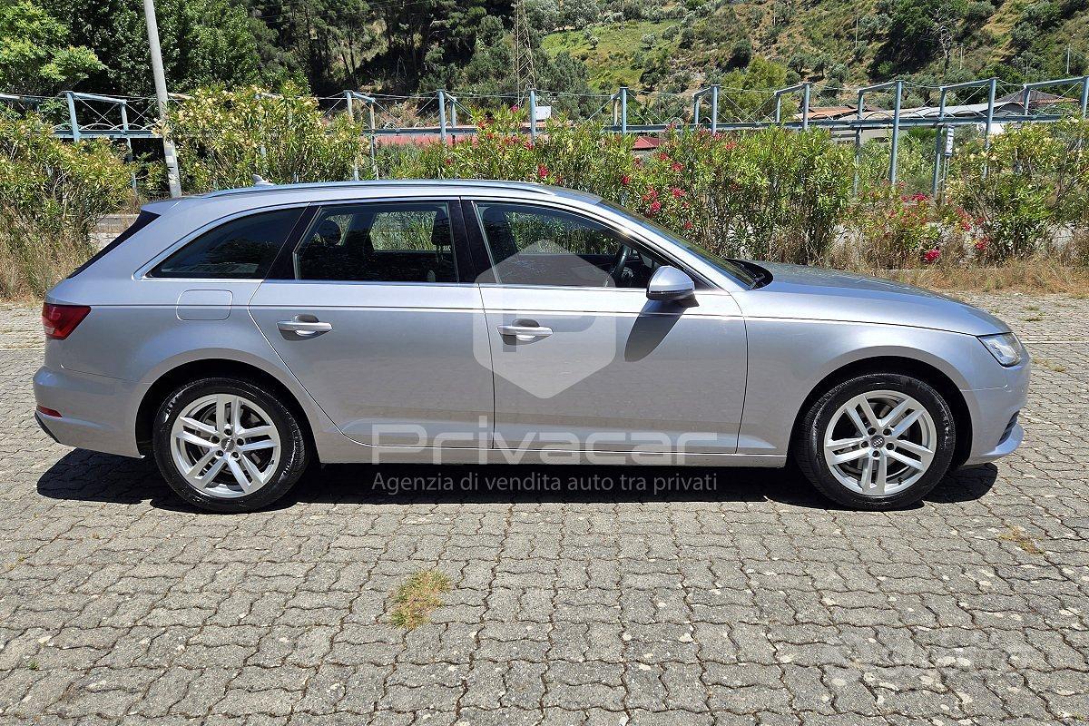 Audi A4 2019 photo 4