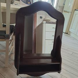 Specchio d'epoca in noce