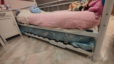 letto in ferro con letto scorrevole 
