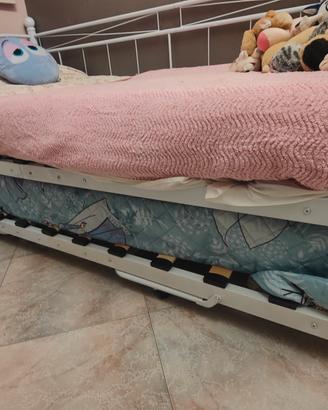 letto in ferro con letto scorrevole 