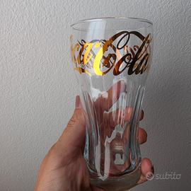3 bicchieri ed limitata Zero caffeina Coca cola