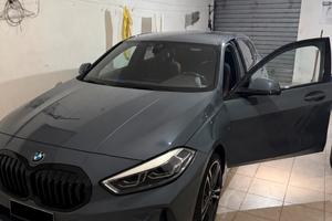 BMW Serie 1 118d F40 M SPORT