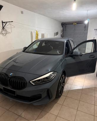 BMW Serie 1 118d F40 M SPORT