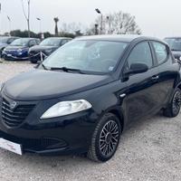 Lancia Ypsilon 1.2 69 CV 5 porte GPL Ecochic S Mom