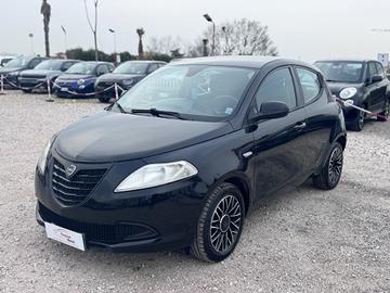 Lancia Ypsilon 1.2 69 CV 5 porte GPL Ecochic S Mom