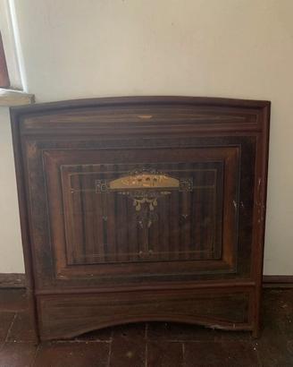 Letto antico singolo in metallo smaltato