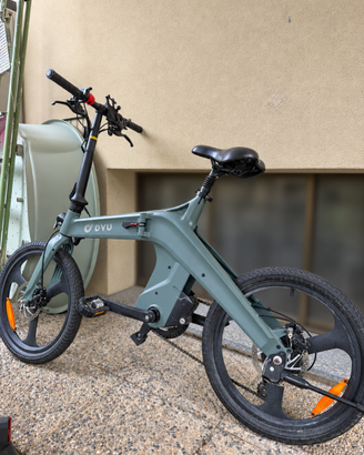 Bici elettrica DYU T1 20” pieghevole – E-Bike 250W