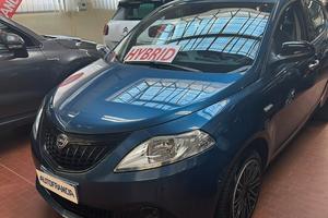 Lancia Ypsilon 1.0 FireFly 5 porte S&S Hybrid Silv