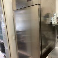 frigo colonna professionale