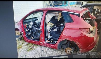 OPEL Grandland 1.5 diesel Ecotec aut. Business E