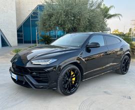 Lamborghini Urus 4.0 V8 auto possibilità noleggio 