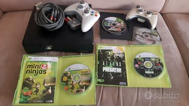 XBox 360 nera con 4 giochi (no alimentatore)