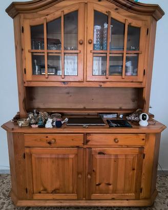 Credenza
