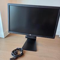 Monitor HP 22 pollici Full HP con webcam integrata