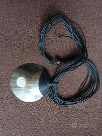 COLLANA ARTIGIANALE IN MADREPERLA E CORDINO