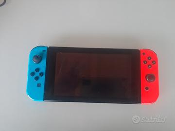 nintendo switch con accessori 