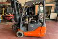 Carrello elevatore elettrico 1600kg tre Toyota
