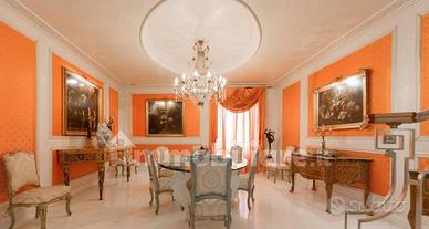 Palazzo / Stabile di 970 m² a Roma