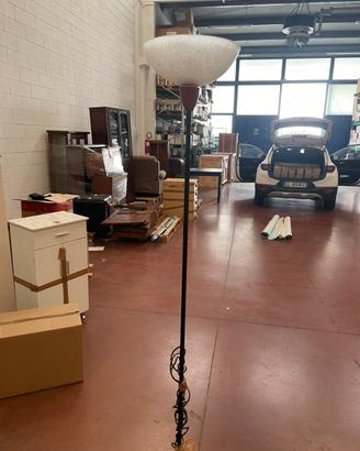 Lampadario a piantana