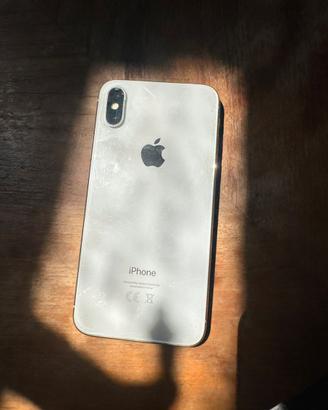 Iphone x 64 batteria al 100%