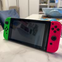 Nintendo switch con Micro SD 250GB e custodia