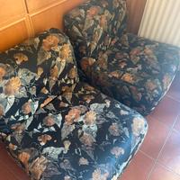 Coppia di Poltroncine basse