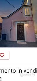casa semiindipendente
