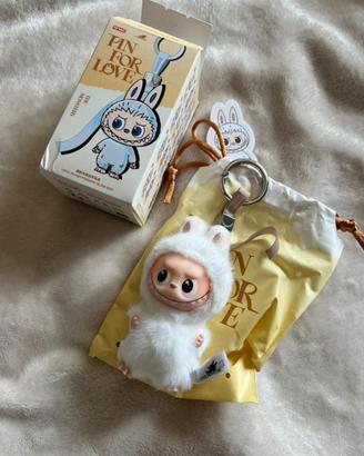Labubu pin for love originali sealed