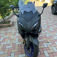 Yamaha T Max 560 - 2025