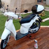 Aprilia Scarabeo 50 - 2010