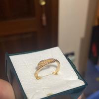 Anello in acciaio placato in oro con serpente