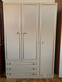 ARMADIO BIANCO  IN STILE