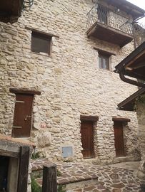 Casa indipendente Rocca di Fondi (RI)