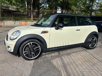 Mini 1.6 16V Cooper Chili
