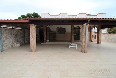 Villa indipendente marina di Lizzano