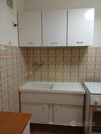 Pensili da cucina con lavello 