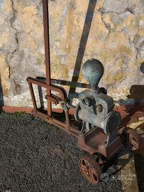 villa guardino locale pompa a mamo bronzo