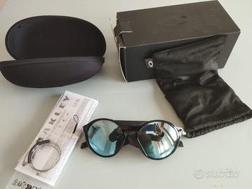 Occhiali Oakley Clifden