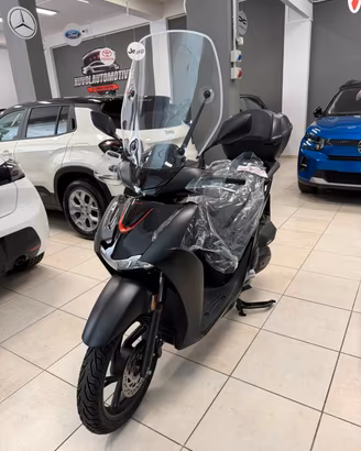 Honda SH 125 sport 60 euro al mese