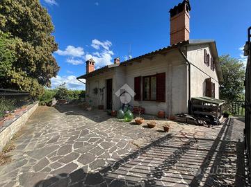 3 LOCALI A ORVIETO