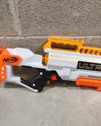 nerf ultra dorado