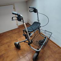 Deambulatore per anziani