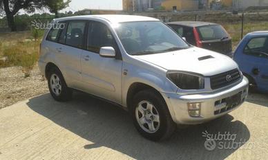 Toyota Rav 4 per Ricambi 2.0 td 02