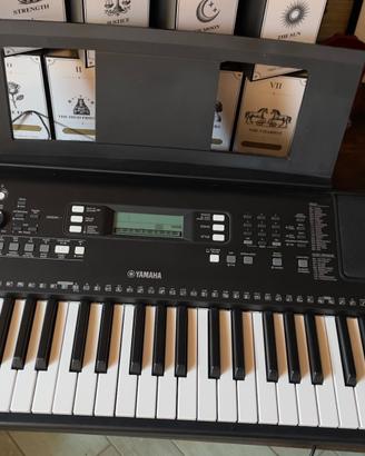 Yamaha PSR-E373 Tastiera Digitale 61 Tasti