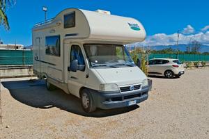 Camper MC LOUIS mansardato