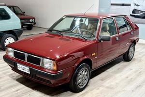 LANCIA DELTA LX 1.3 1990 RIVERNICIATA - FONDI SANI