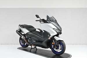 Yamaha T-max 530